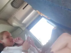 En cuanto la chica r ...