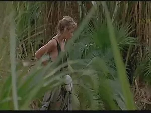 La joven está orgull ...