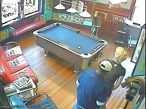 Mientras el hombre e ...