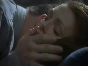 La perra llevó a dos ...