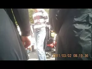 Una estudiante video ...